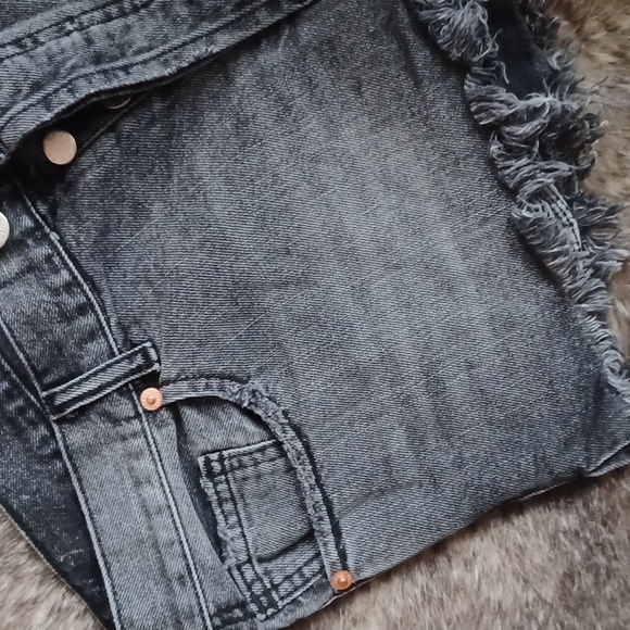 We The Free shorts - Picture 3 of 12